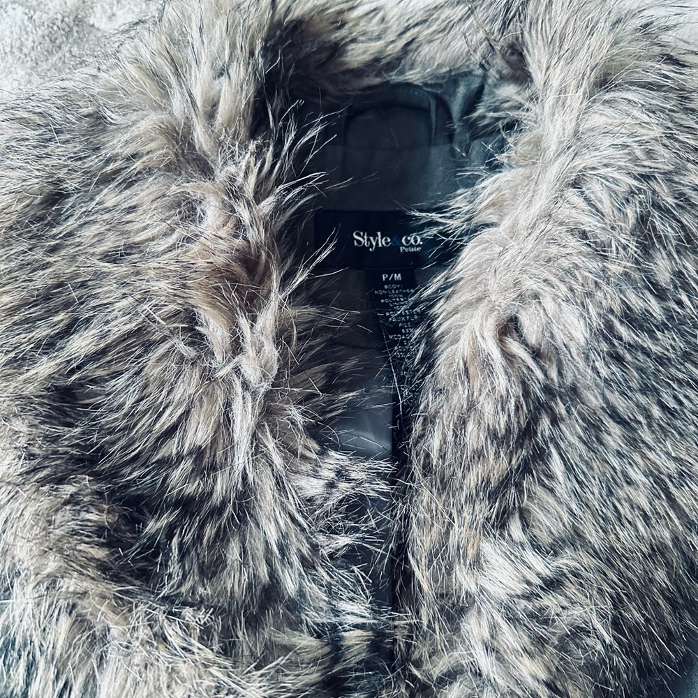 Faux Fur Trim Green Sleeveless Jacket Vest - Picture 8 of 10